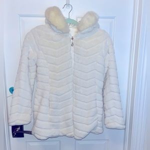 White Reversible Faux Fur Coat Size Kids Medium